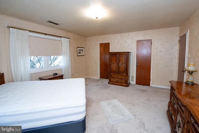 8810 TYSON RD, Glenside, PA 19038