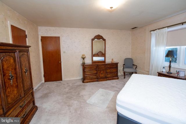 8810 TYSON RD, Glenside, PA 19038