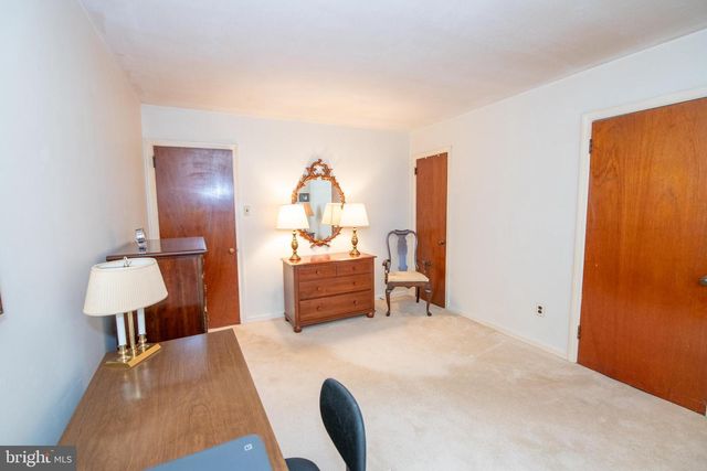 8810 TYSON RD, Glenside, PA 19038