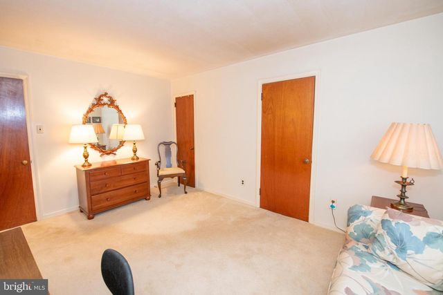 8810 TYSON RD, Glenside, PA 19038