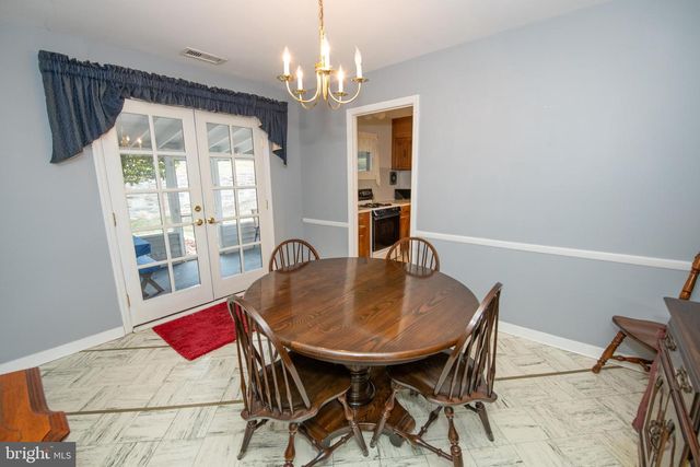 8810 TYSON RD, Glenside, PA 19038