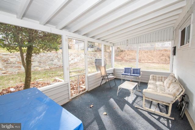 8810 TYSON RD, Glenside, PA 19038