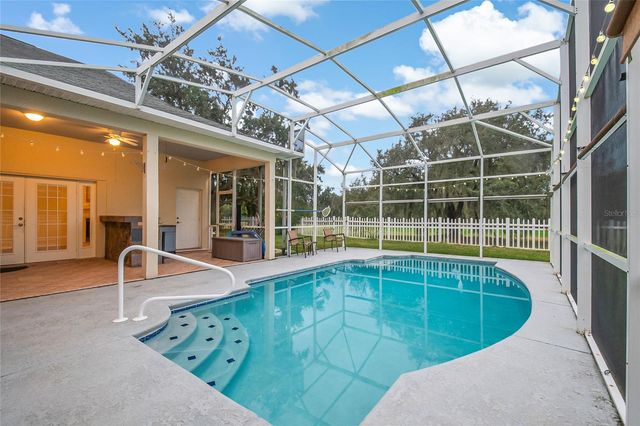 229 STRATHMORE CIRCLE, Kissimmee, FL 34744