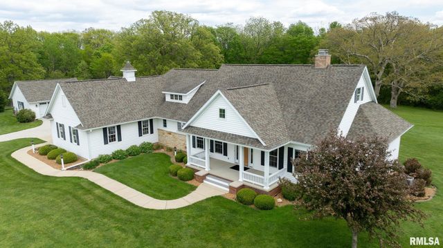 9300 N State Route 124, Sherman, IL 62684