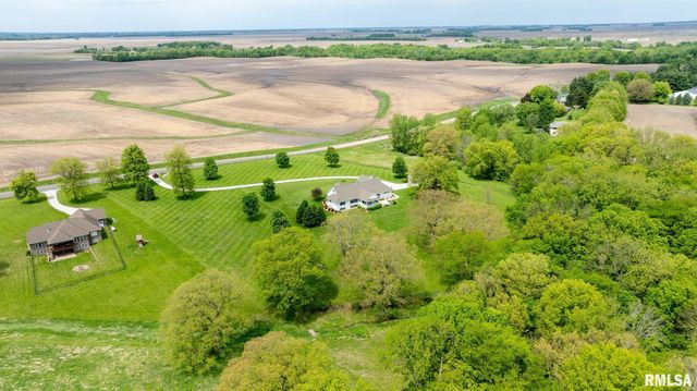 9300 N State Route 124, Sherman, IL 62684