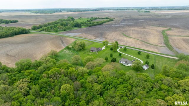 9300 N State Route 124, Sherman, IL 62684