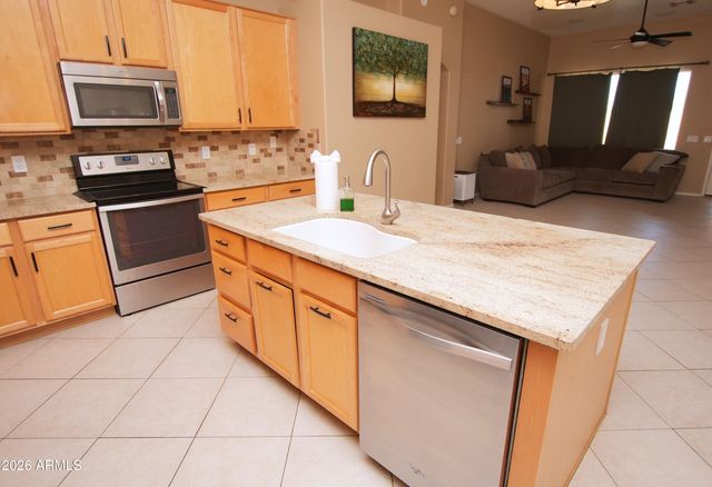 20979 N 79TH Avenue, Peoria, AZ 85382