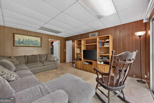 3008 Thornberry Lane SW, Atlanta, GA 30331