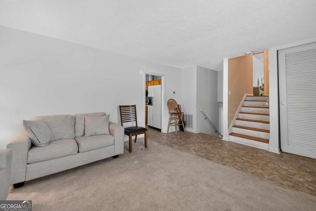 3008 Thornberry Lane SW, Atlanta, GA 30331