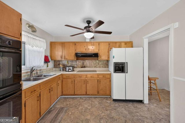 3008 Thornberry Lane SW, Atlanta, GA 30331
