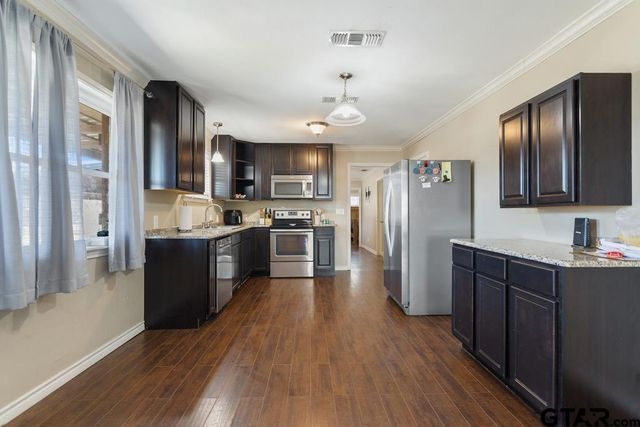 116 Magnolia St., Van, TX 75790