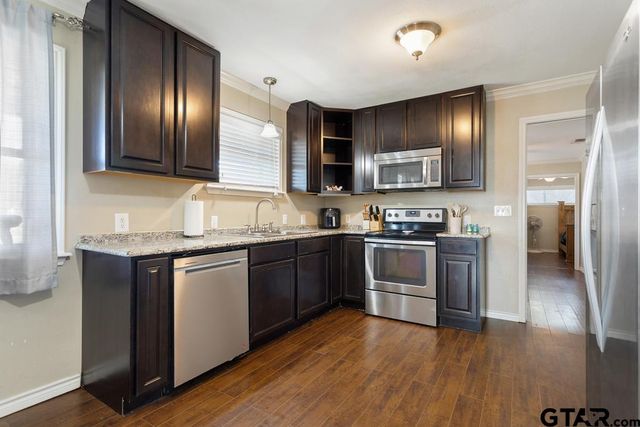 116 Magnolia St., Van, TX 75790