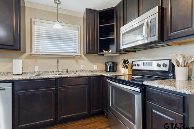 116 Magnolia St., Van, TX 75790