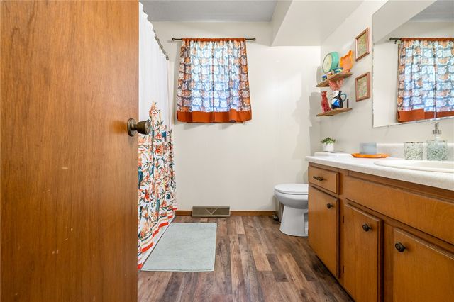 1208 N Spruce Street, Harrison, AR 72601