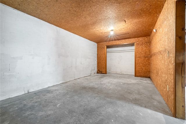 1208 N Spruce Street, Harrison, AR 72601