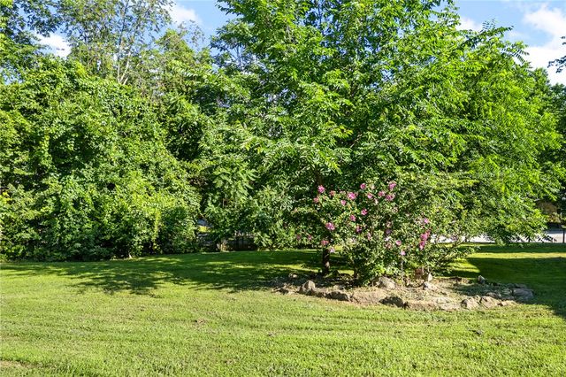 1208 N Spruce Street, Harrison, AR 72601