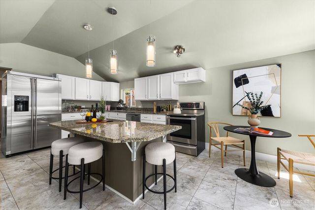 22320 93rd Place W, Edmonds, WA 98020