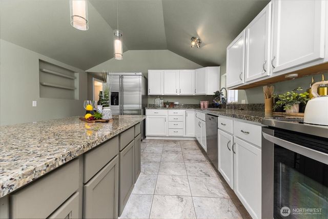 22320 93rd Place W, Edmonds, WA 98020