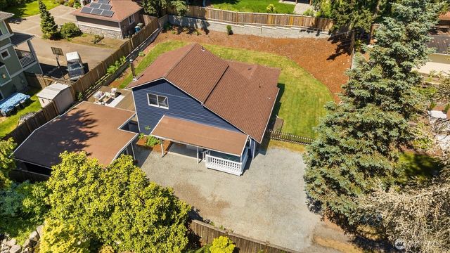 22320 93rd Place W, Edmonds, WA 98020
