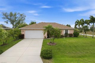 2308 NW 14th LN, Cape Coral, FL 33993