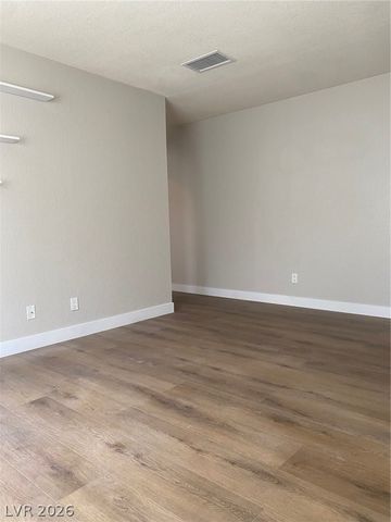 1826 North Decatur Boulevard 101, Las Vegas, NV 89108