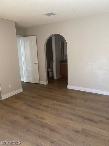 1826 North Decatur Boulevard 101, Las Vegas, NV 89108