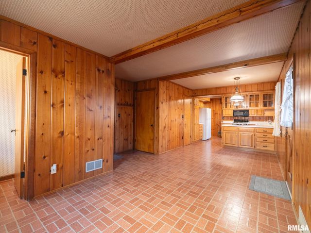 1813 W CHRISTINE Avenue, Peoria, IL 61614