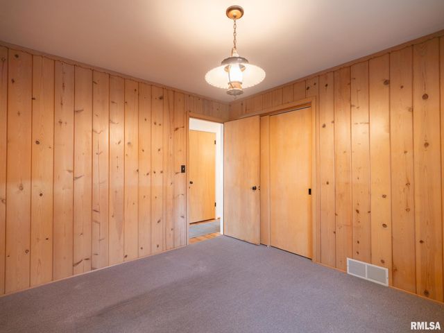 1813 W CHRISTINE Avenue, Peoria, IL 61614