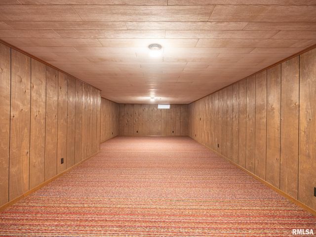 1813 W CHRISTINE Avenue, Peoria, IL 61614