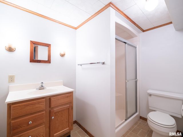 1813 W CHRISTINE Avenue, Peoria, IL 61614