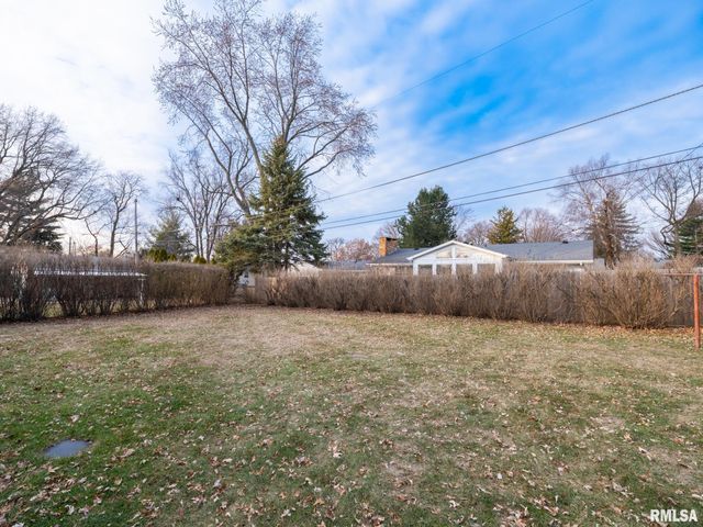 1813 W CHRISTINE Avenue, Peoria, IL 61614