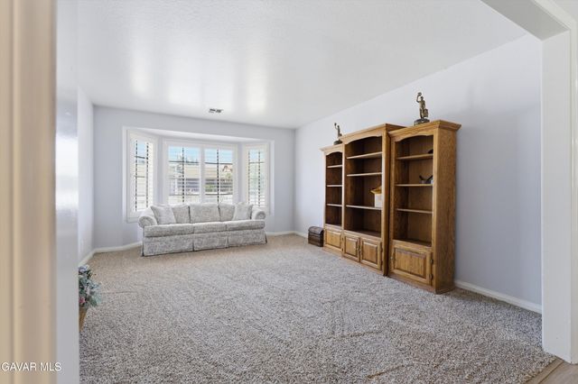 2837 Ash Glen Avenue, Lancaster, CA 93536