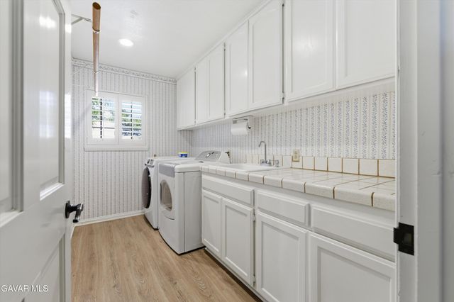 2837 Ash Glen Avenue, Lancaster, CA 93536