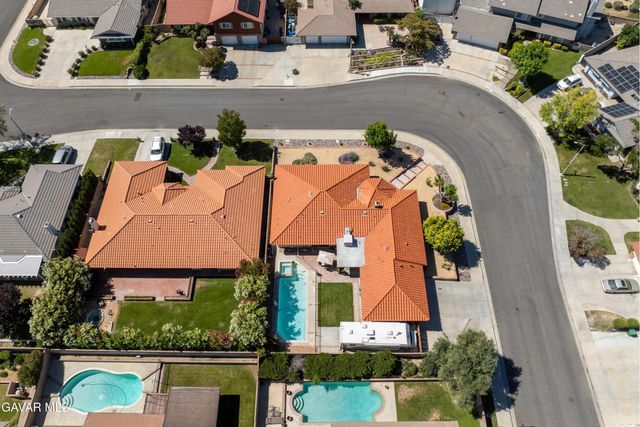 2837 Ash Glen Avenue, Lancaster, CA 93536