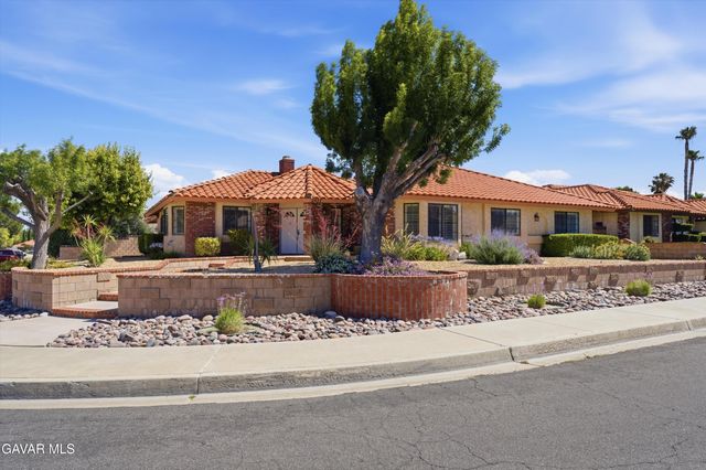 2837 Ash Glen Avenue, Lancaster, CA 93536