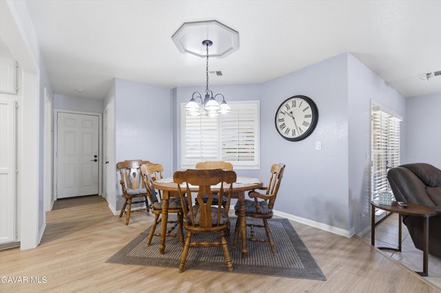 2837 Ash Glen Avenue, Lancaster, CA 93536