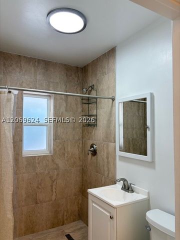 3660 NW 15th St, Miami, FL 33125