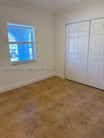 3660 NW 15th St, Miami, FL 33125