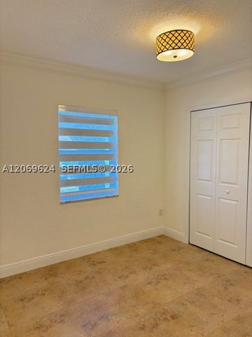 3660 NW 15th St, Miami, FL 33125