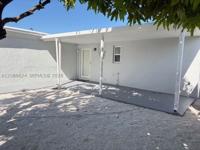 3660 NW 15th St, Miami, FL 33125