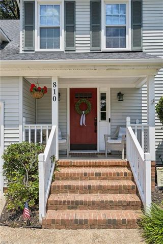 810 Bishop CT, Newport News, VA 23602