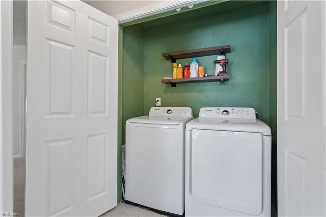 810 Bishop CT, Newport News, VA 23602
