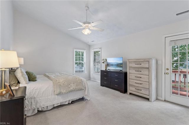 810 Bishop CT, Newport News, VA 23602