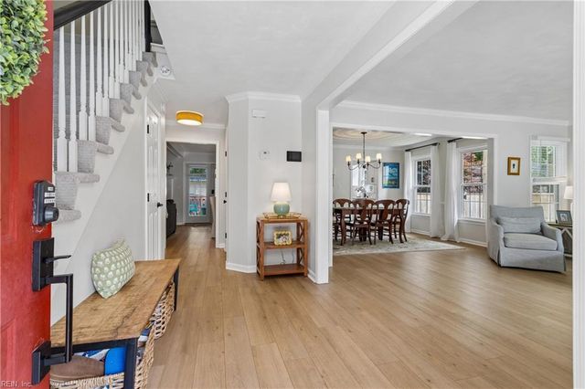 810 Bishop CT, Newport News, VA 23602