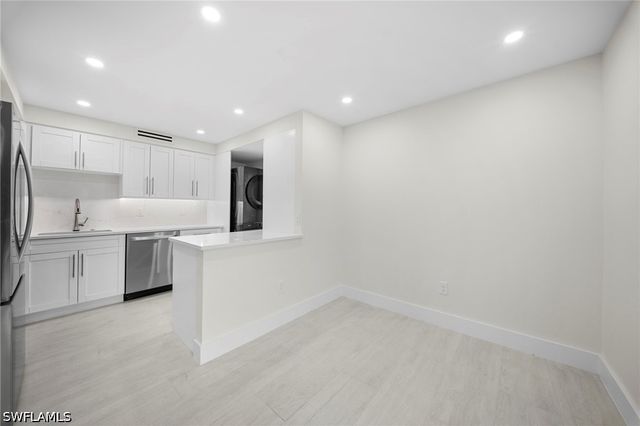 1155 Sandpiper ST G1, Naples, FL 34102