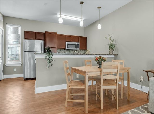 424 Tauber Street 317, College Station, TX 77840