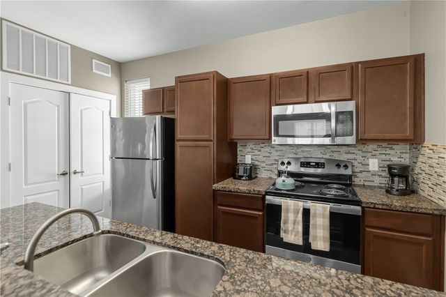 424 Tauber Street 317, College Station, TX 77840