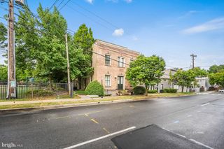 1210 QUEEN #5, Alexandria, VA 22314