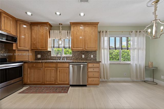 6307 Silk Oak Circle, Tamarac, FL 33319