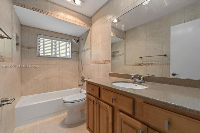 6307 Silk Oak Circle, Tamarac, FL 33319
